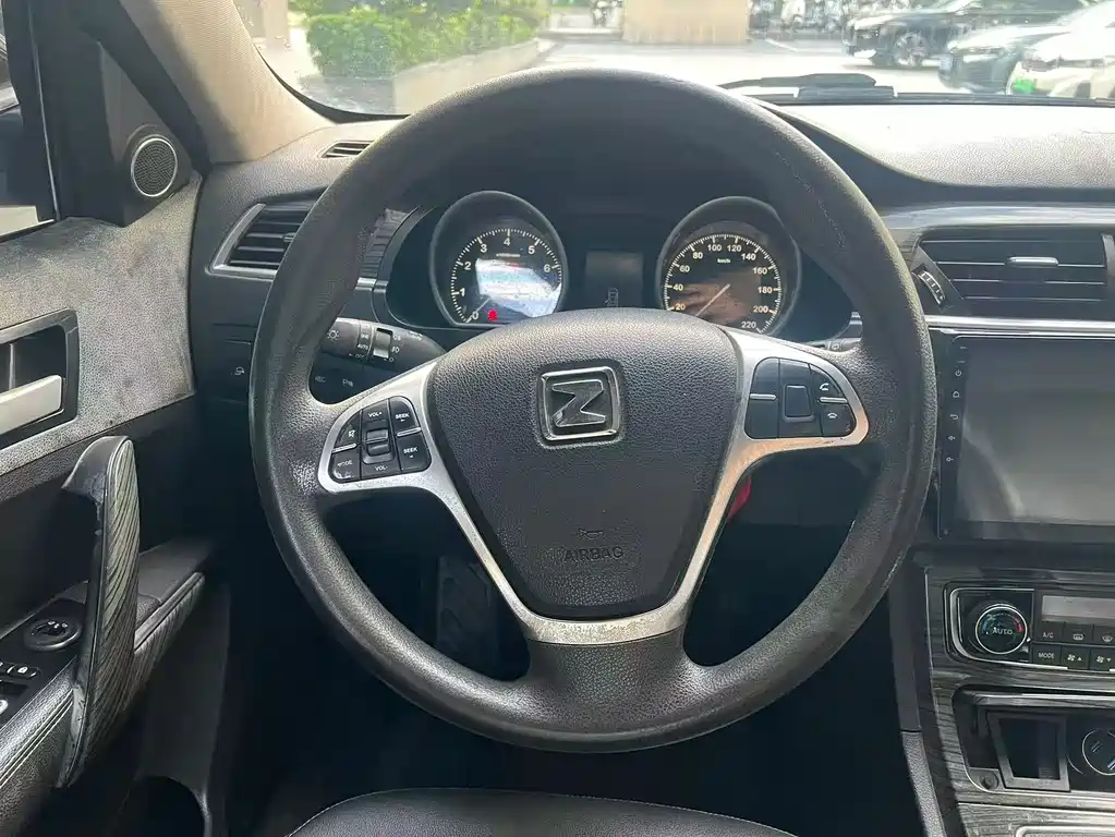 Zotye T600 2016 1.5T MT Elite