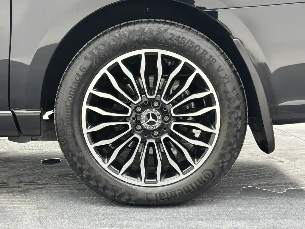Mercedes-Benz V-Class — миниатюра 30