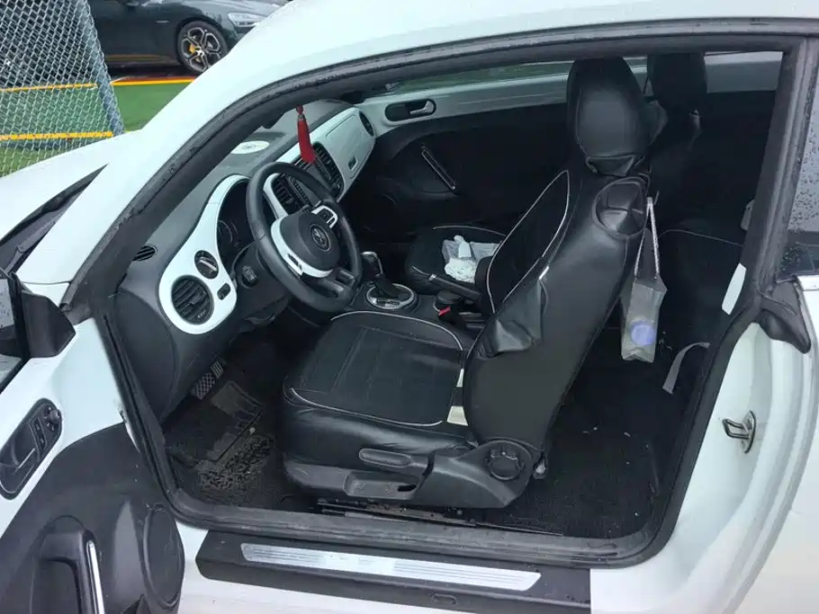 Volkswagen Beetle — миниатюра 9
