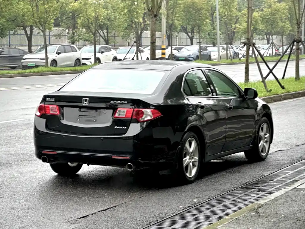Honda Spirior — миниатюра 4