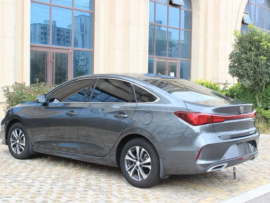 Changan Eado — миниатюра 5