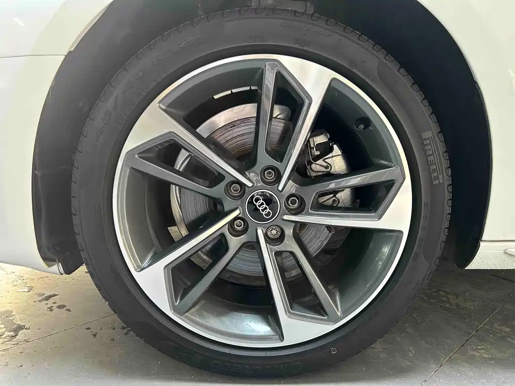Audi A4L 2022 40 TFSI Fashion