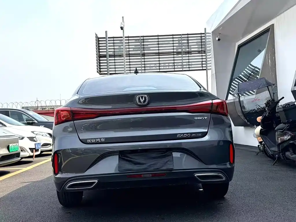 Changan Eado — миниатюра 7