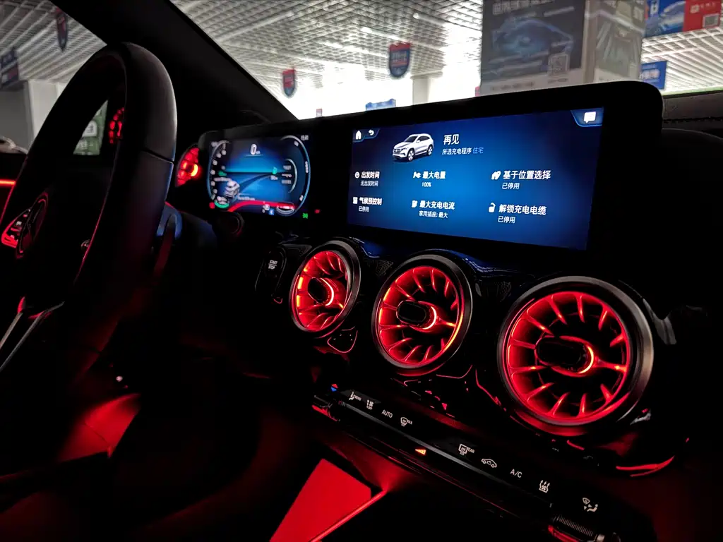 Mercedes-Benz EQA — миниатюра 9