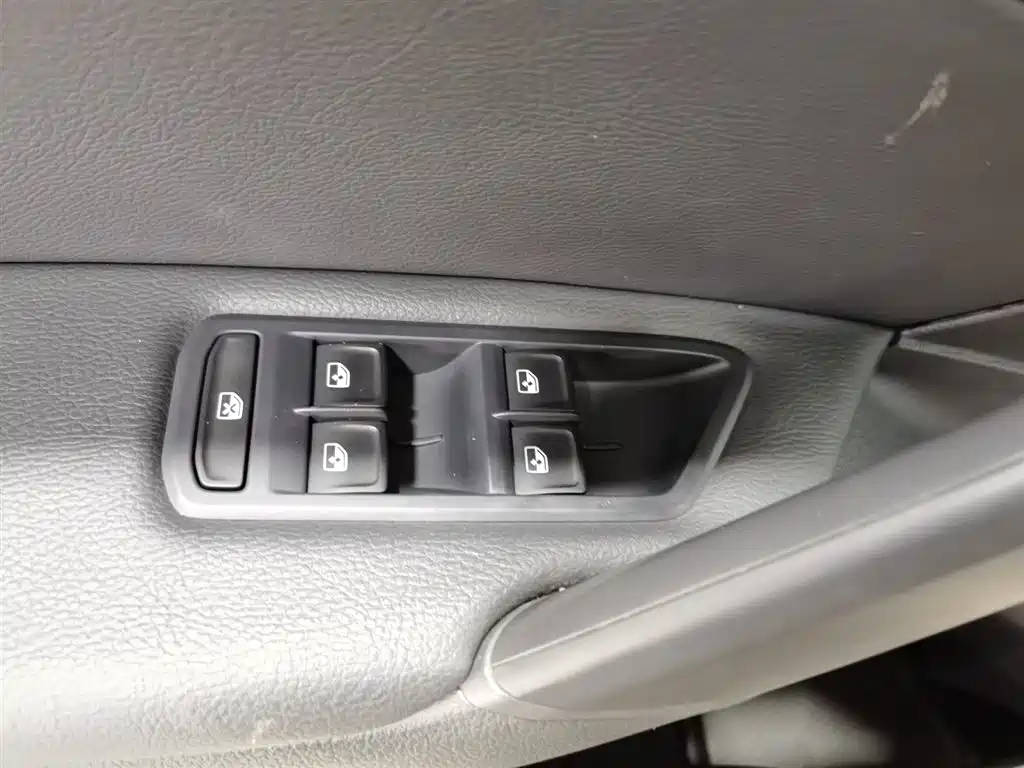 Volkswagen Passat 2017 330TSI DSG