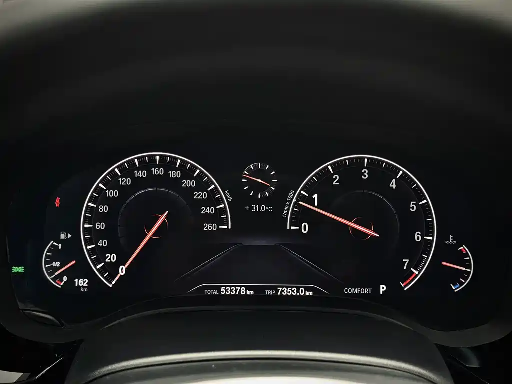 BMW 5 Series — миниатюра 8