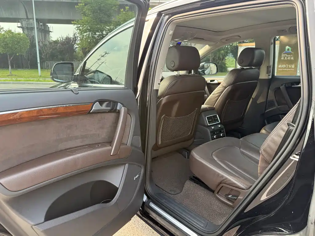 Audi Q7 2015 40 TFSI