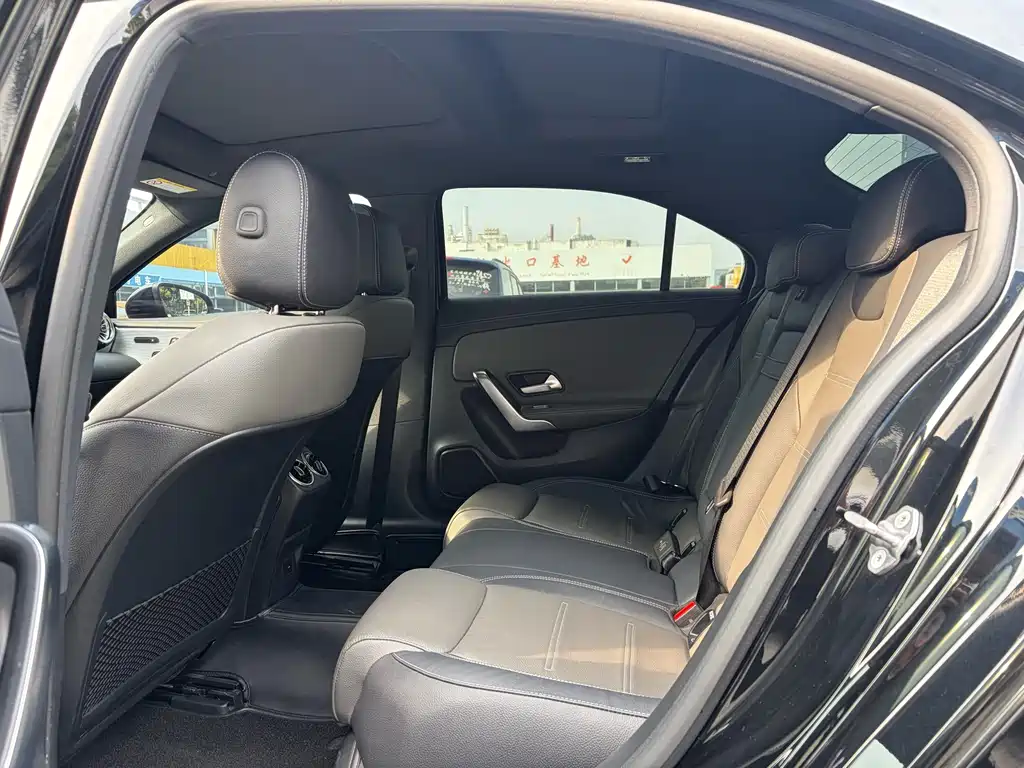 Mercedes-Benz A-Class AMG — миниатюра 7