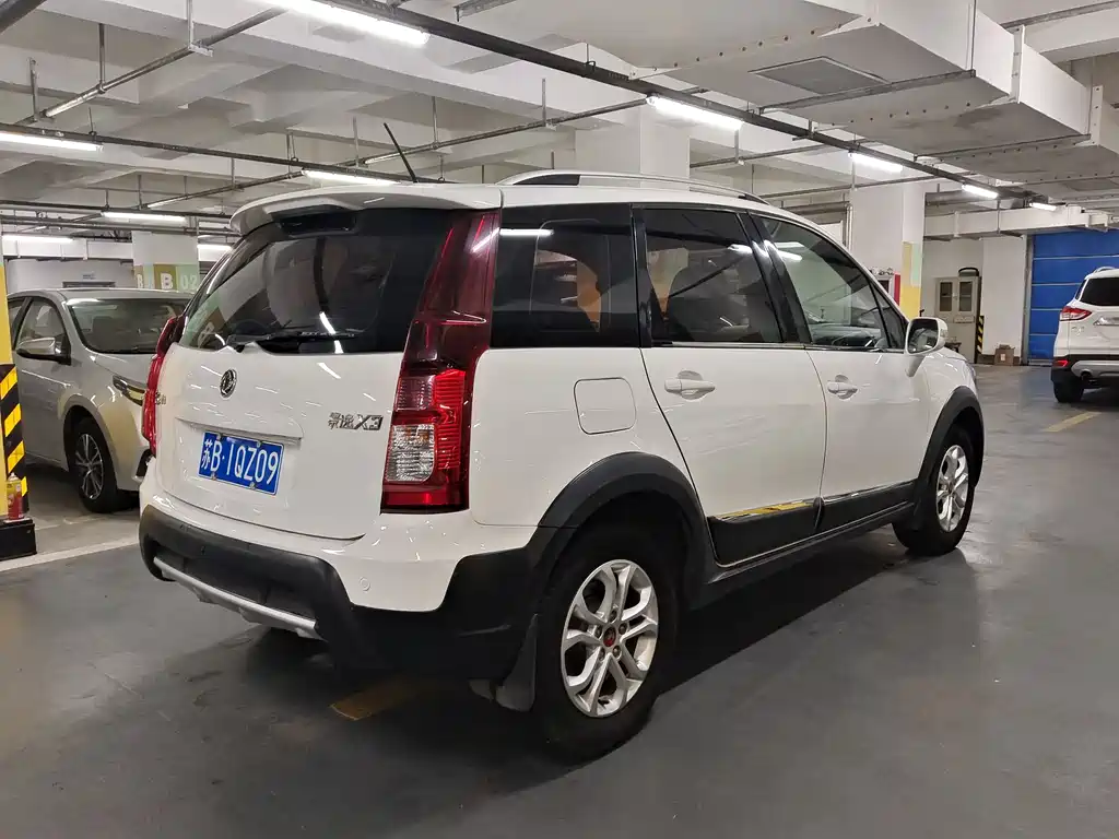DONGFENG JINGYI X3