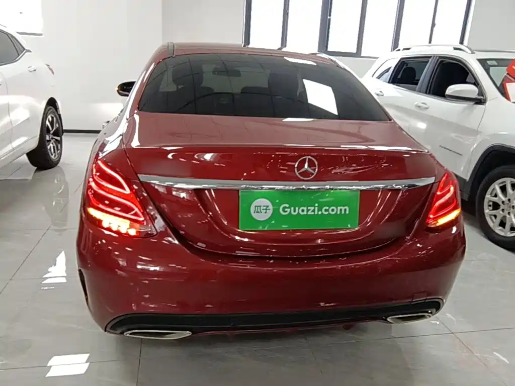 Mercedes-Benz C-Class — миниатюра 6