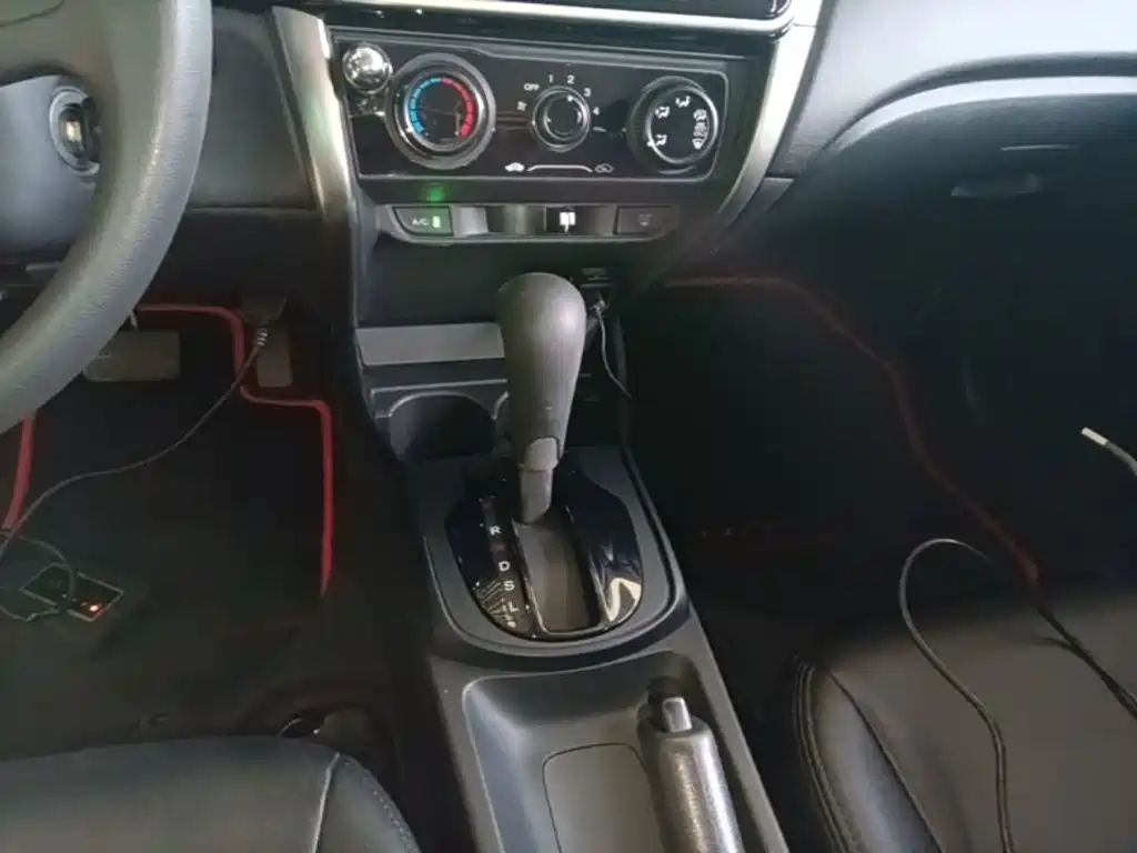 Honda City — миниатюра 14
