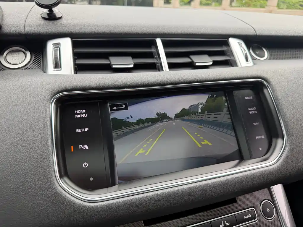 Land Rover Sport — миниатюра 13