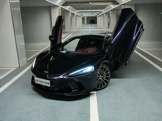 mclaren gt