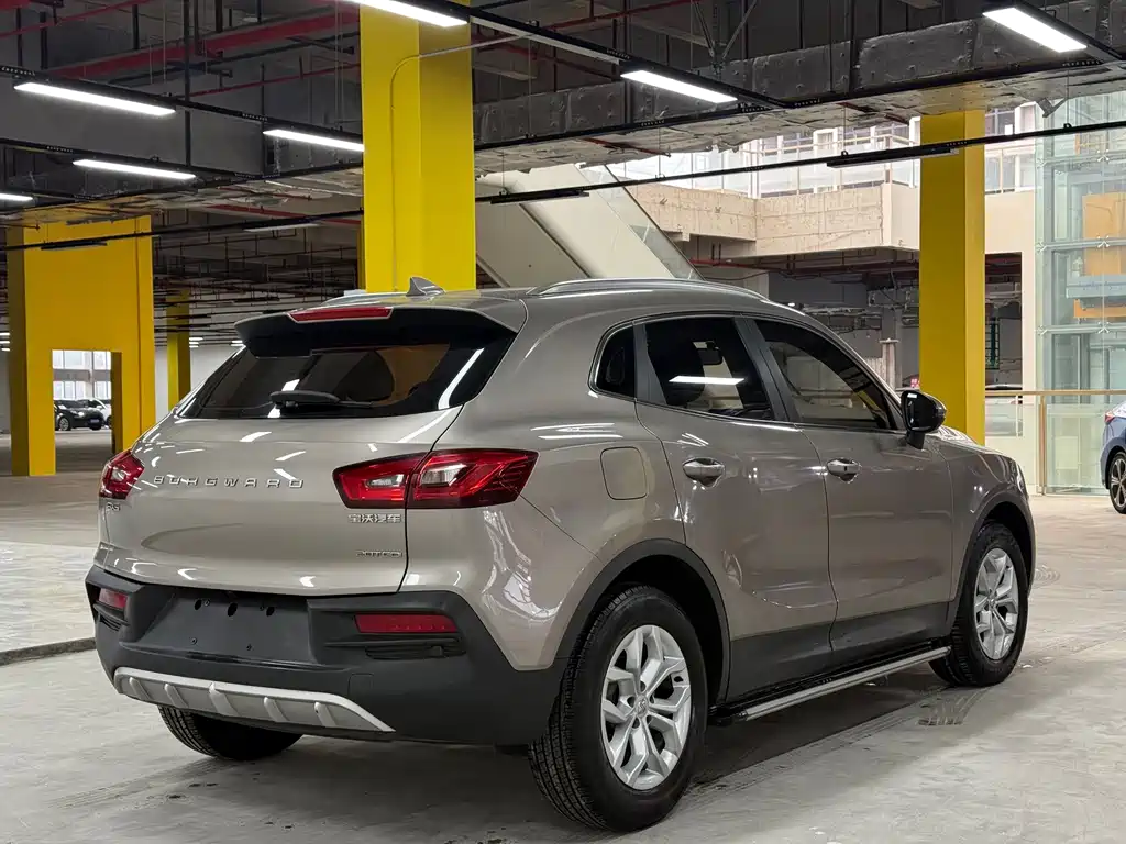 Borgward BX5 — миниатюра 4