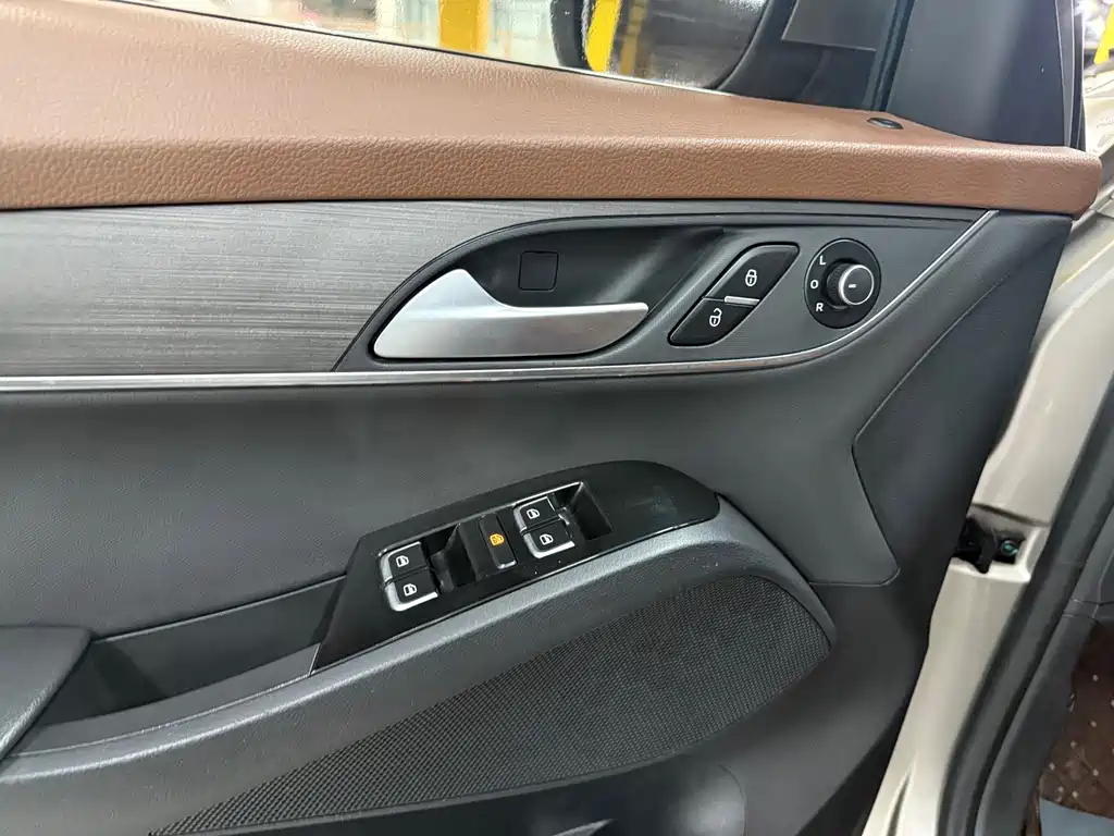 Borgward BX5 — миниатюра 15
