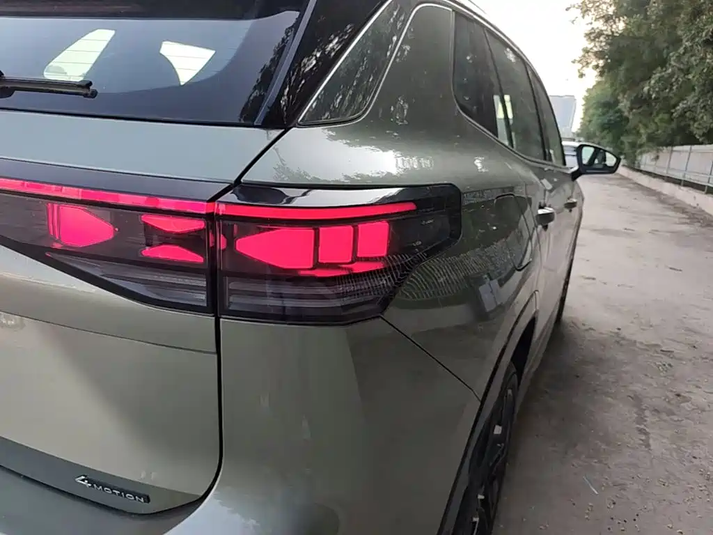 Volkswagen Tayron 2025 L 380TSI Luxury Easy