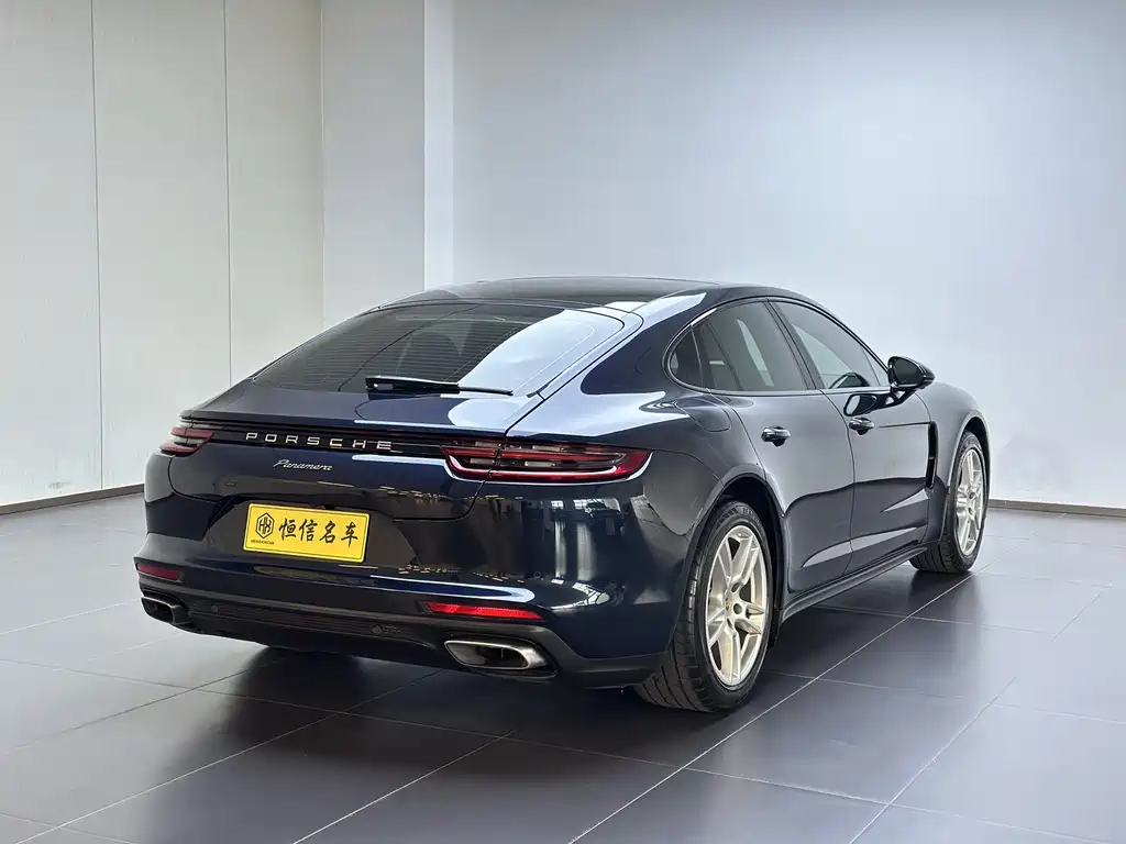 Porsche Panamera — миниатюра 6