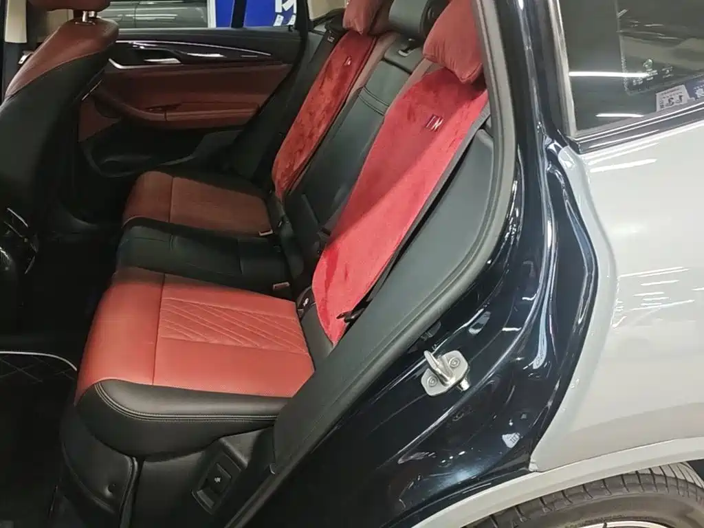 BMW iX3 — миниатюра 17