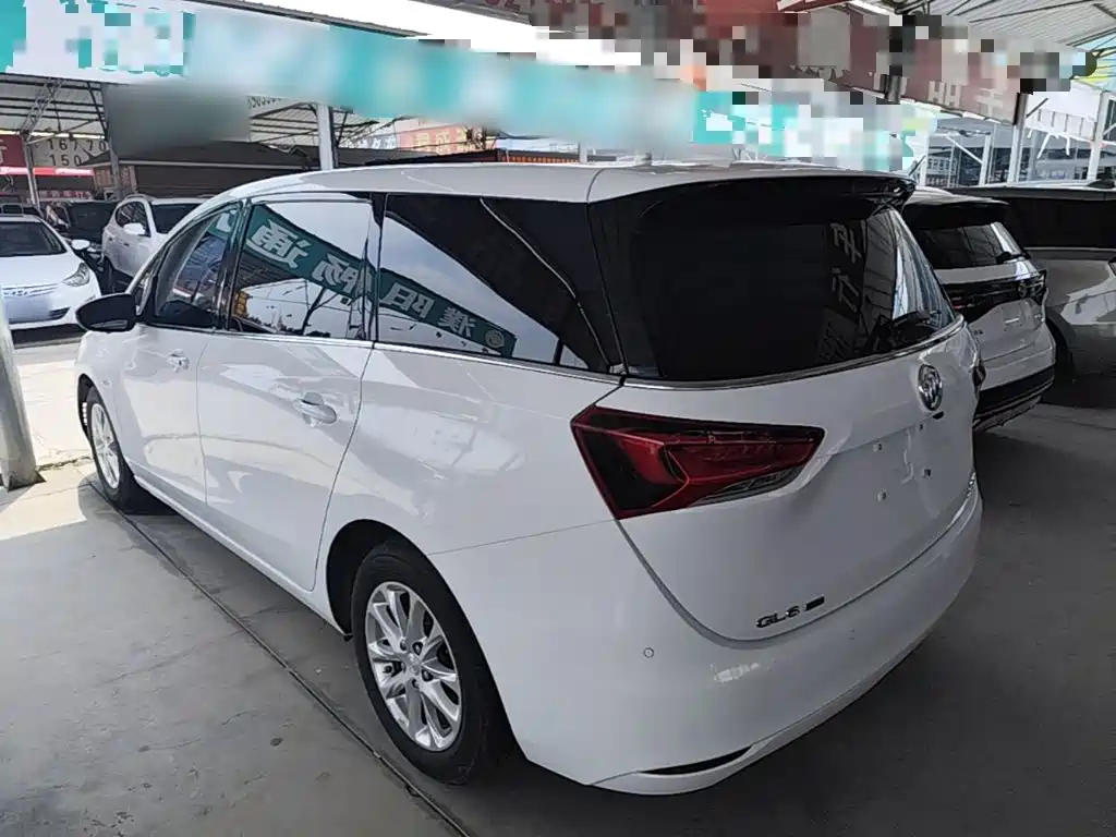 Buick GL6 2019 18T 6 мест Elite VI