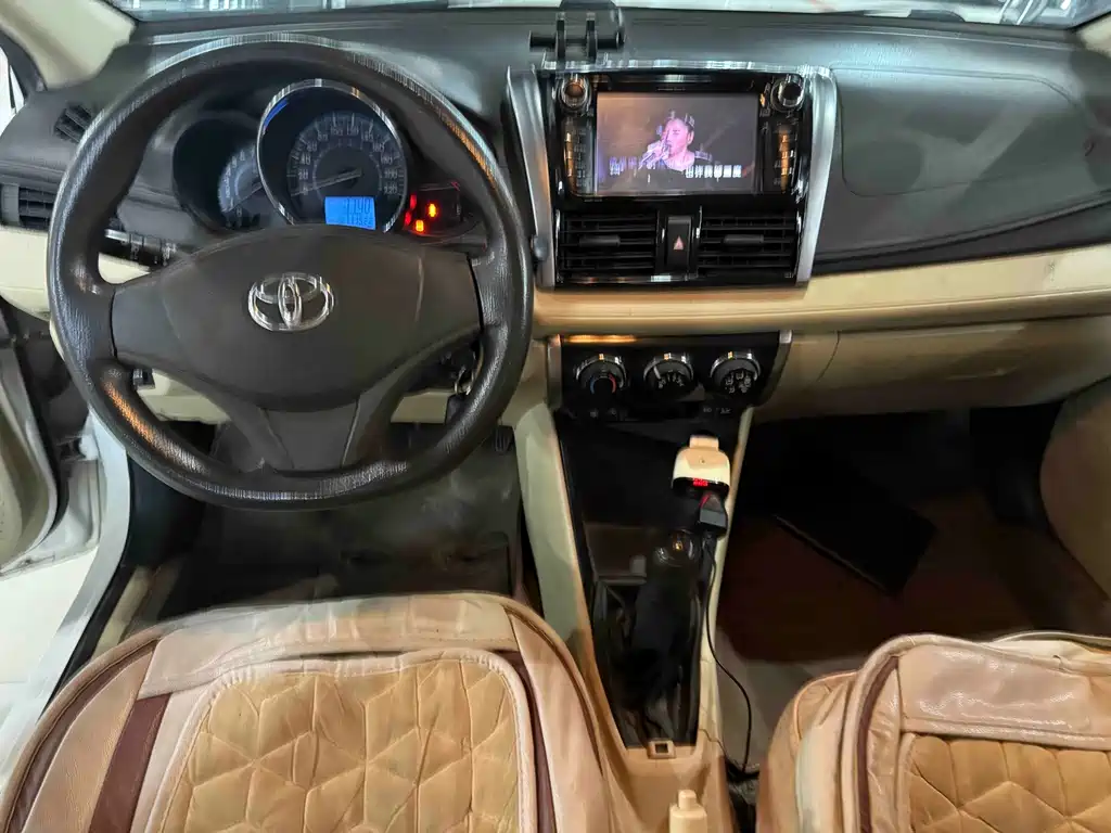 Toyota Vios 2014 1.3L MT