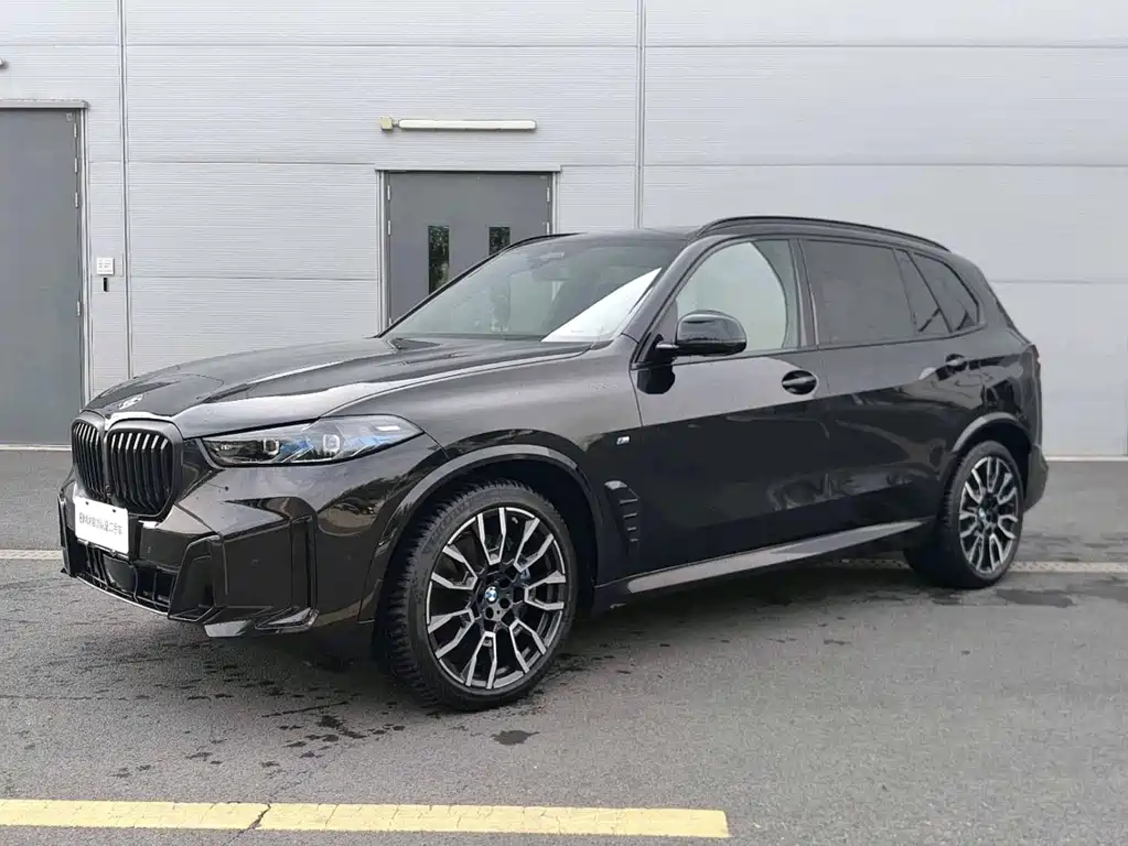 BMW X5 2023 xDrive 40Li Premium M Sport