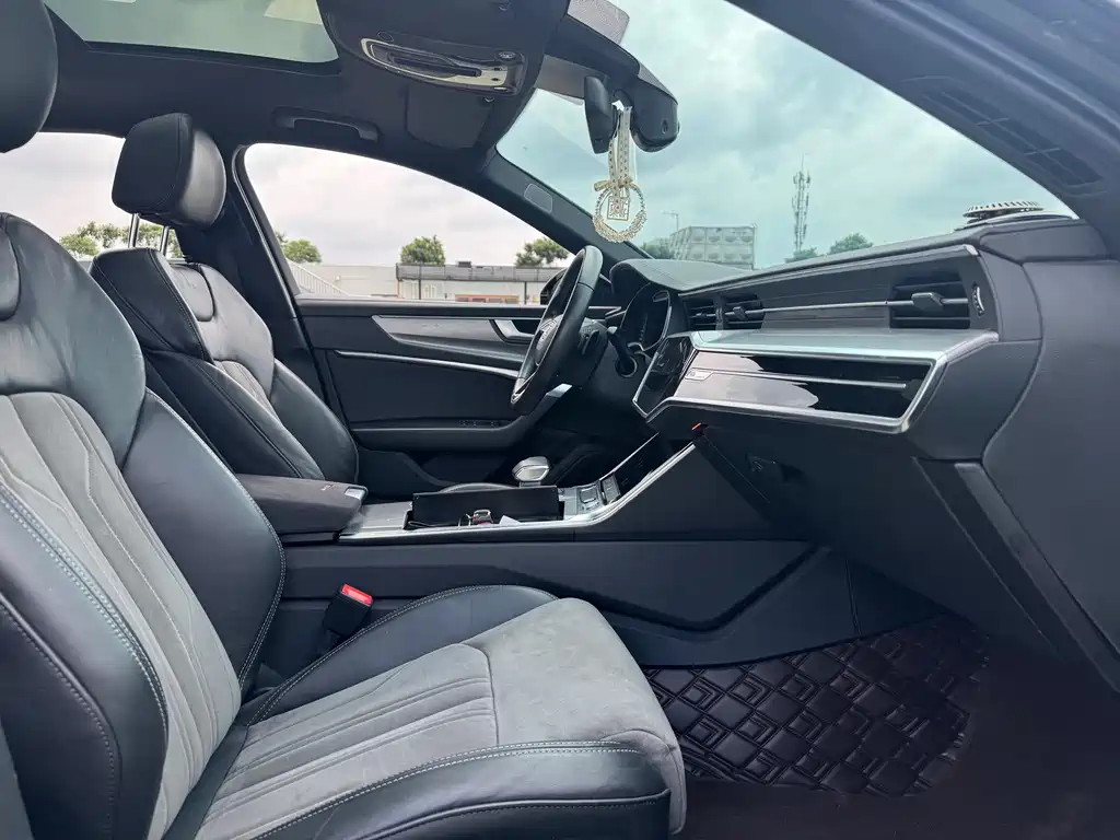 Audi A6L — миниатюра 8