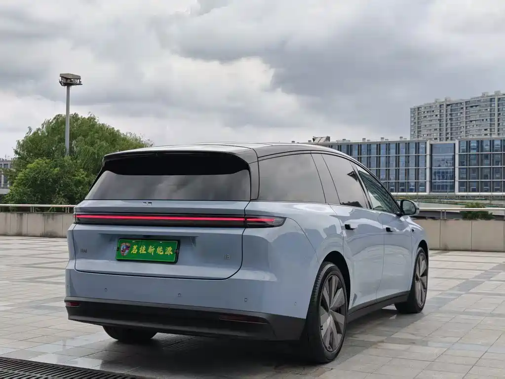 Li Auto Идеальный I8 — миниатюра 7