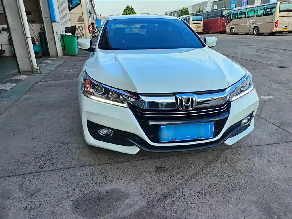 Honda Accord 2016 2.0L Elite