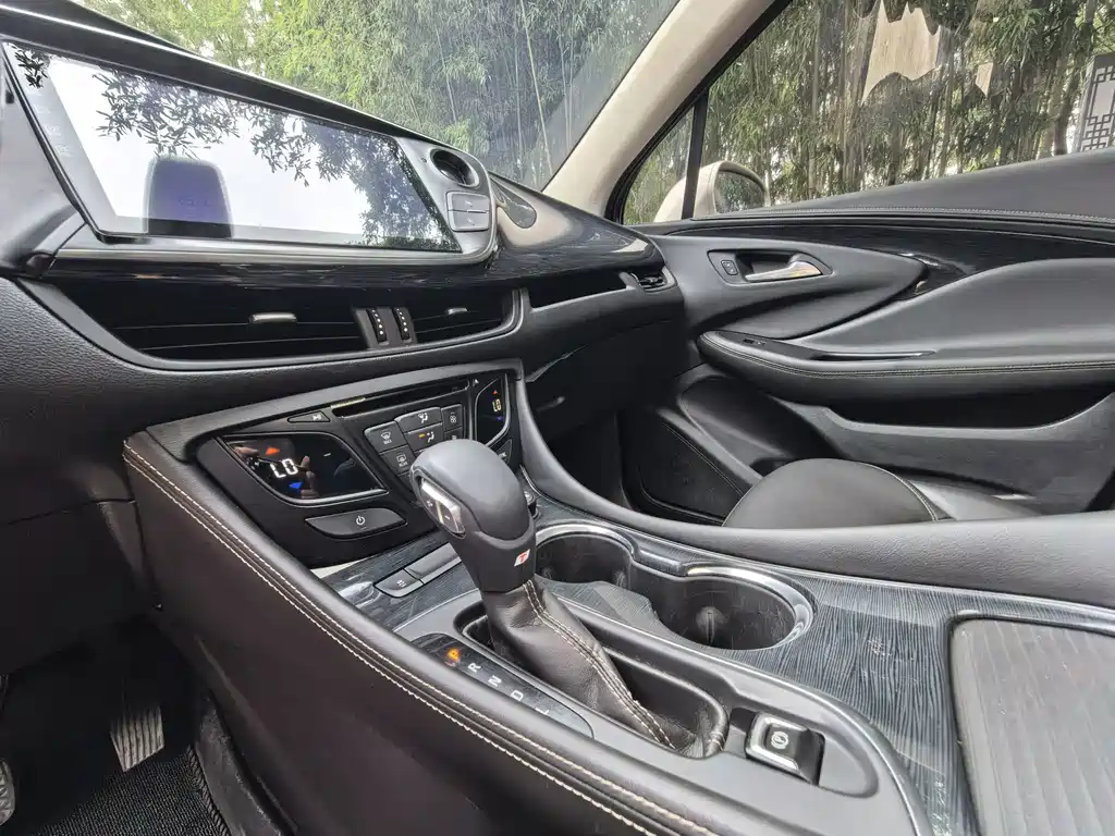 Buick Envision Plus — миниатюра 17