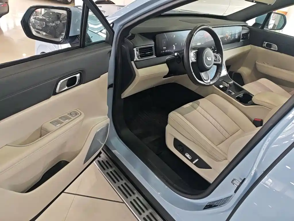 Li Auto Li ONE — миниатюра 16