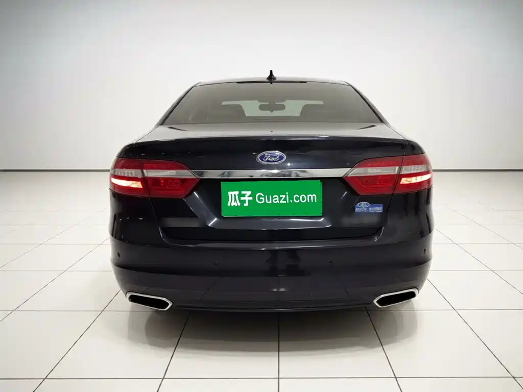 Ford Taurus — миниатюра 5