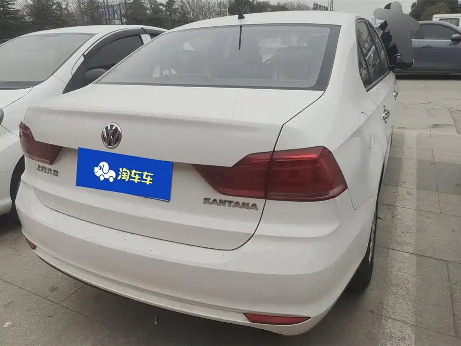 VOLKSWAGEN SANTANA