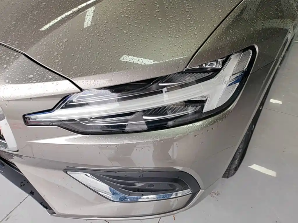 Volvo S60 — миниатюра 24