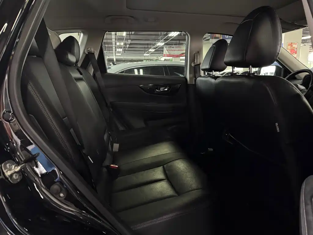 Nissan X-Trail — миниатюра 12