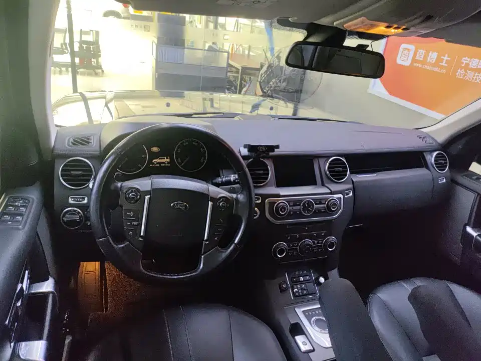 Land Rover Discovery 2014 3.0 SDV6 HSE