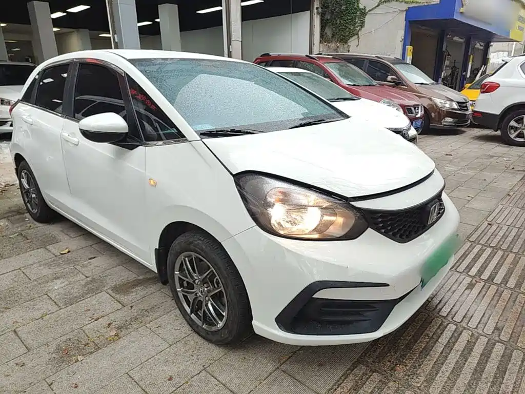 Honda Fit — миниатюра 4
