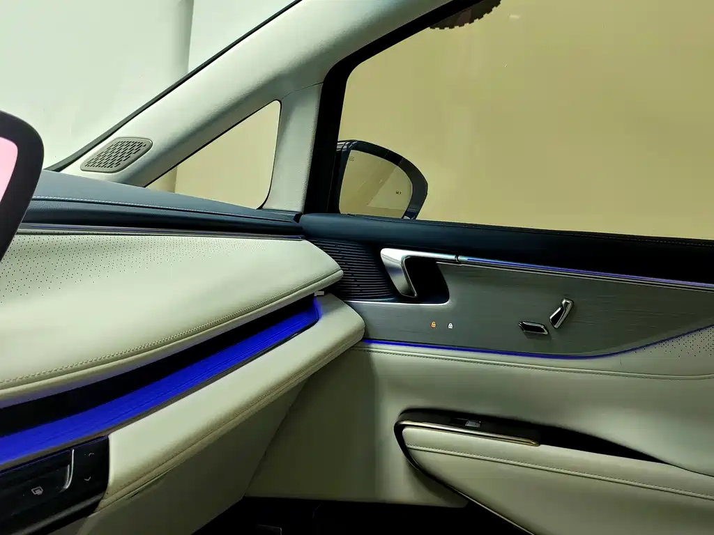 BUICK GL8 NEW ENERGY