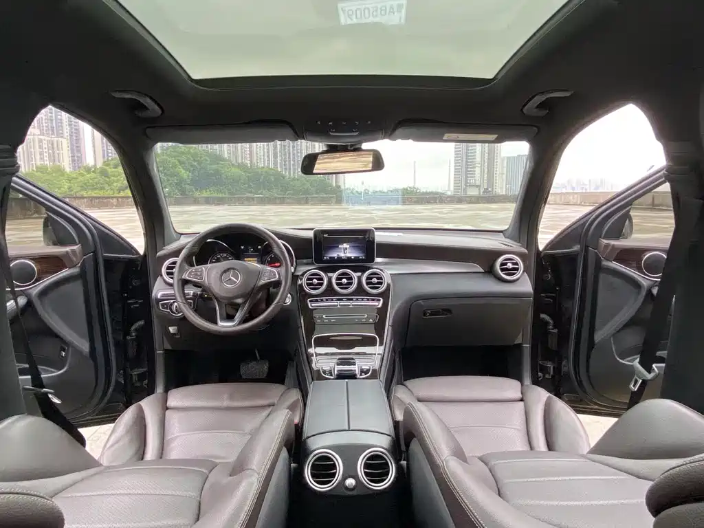 Mercedes-Benz GLC 2016 GLC 260 4MATIC