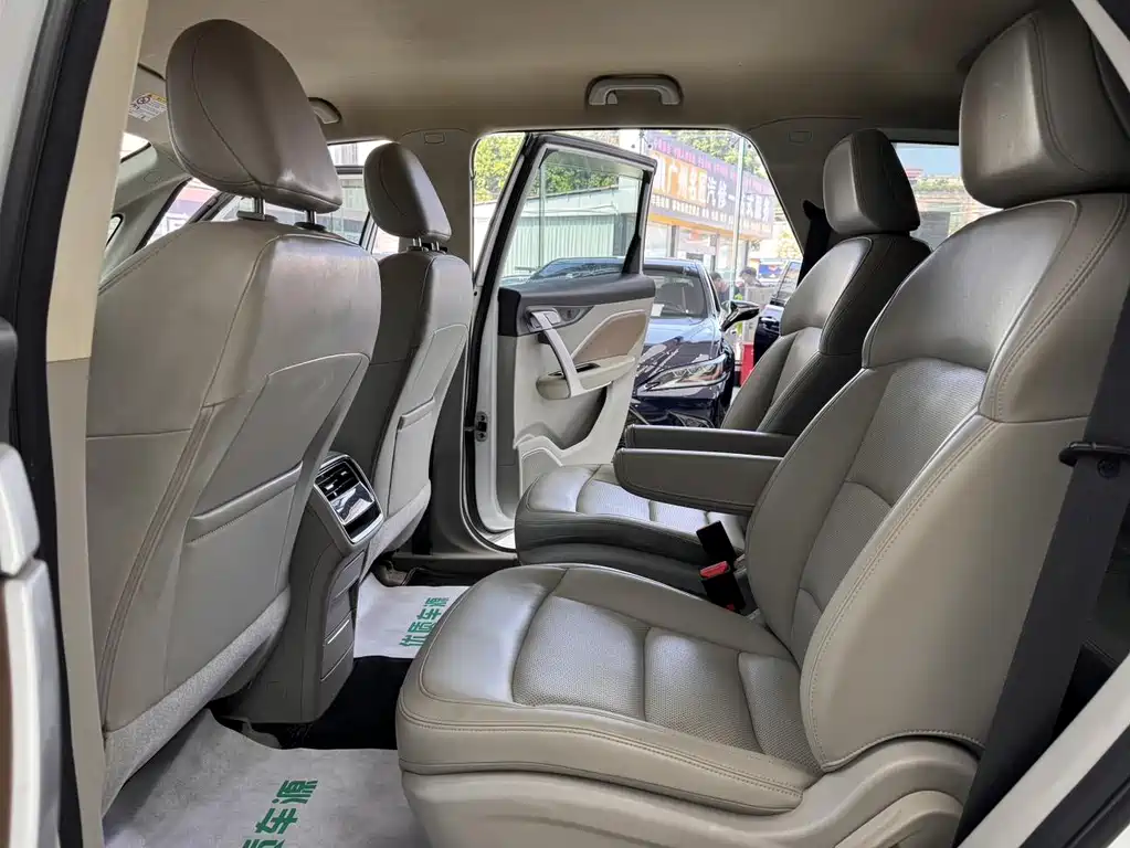 GEELY AUTOMOBILE JIAJIE