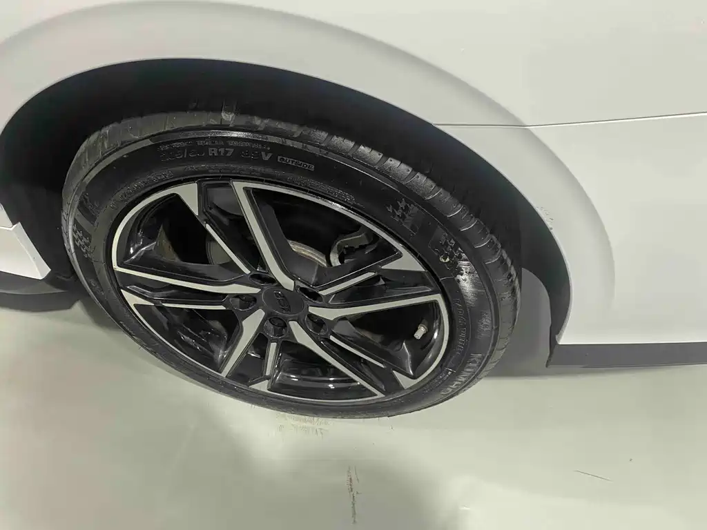 Geely Binrui — миниатюра 14