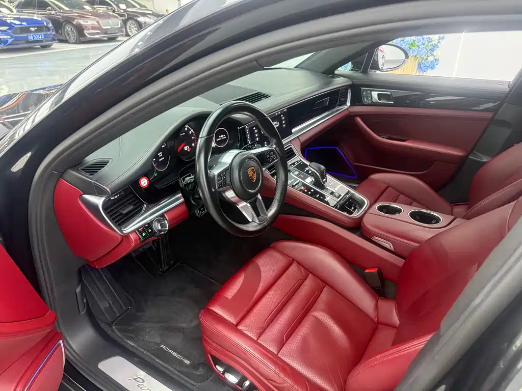 Porsche Panamera — миниатюра 7
