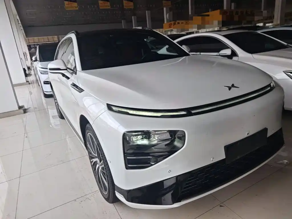 XPeng G9 — миниатюра 4