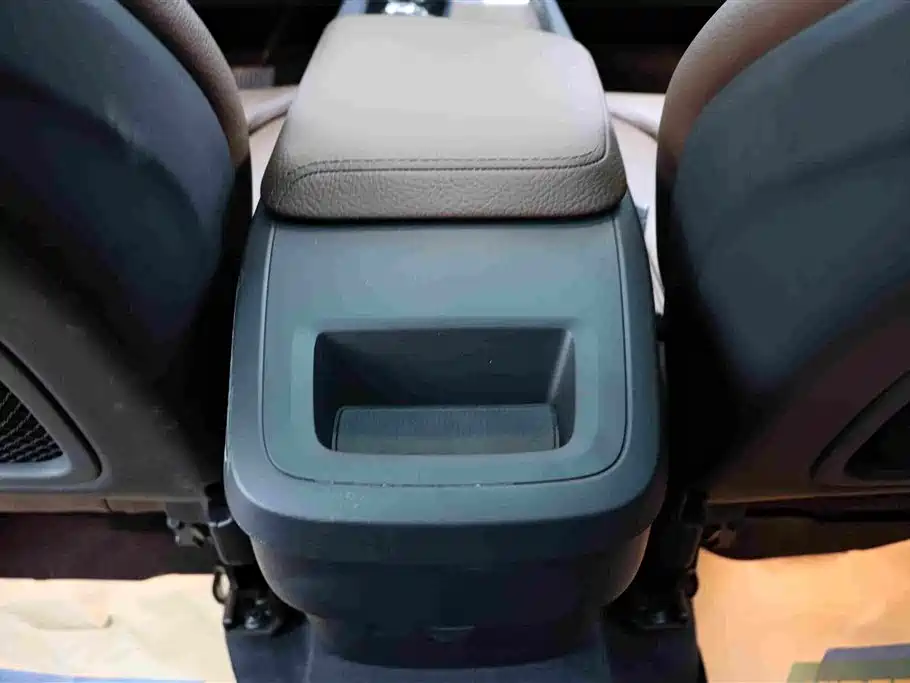 Volvo XC60 — миниатюра 15