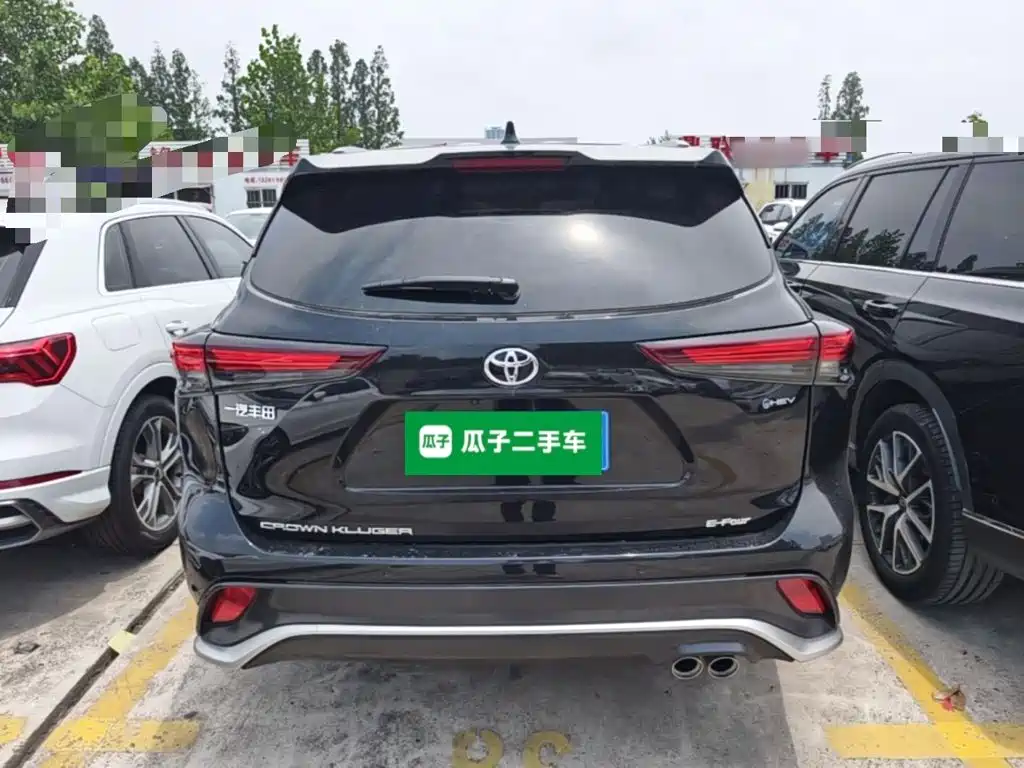 Toyota Crown Kluger 2026 2.5L HEV Luxury