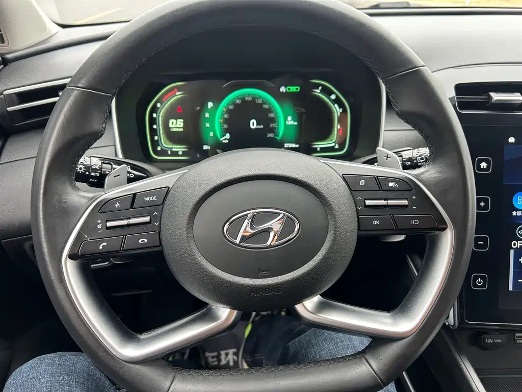 Hyundai Tucson — миниатюра 11