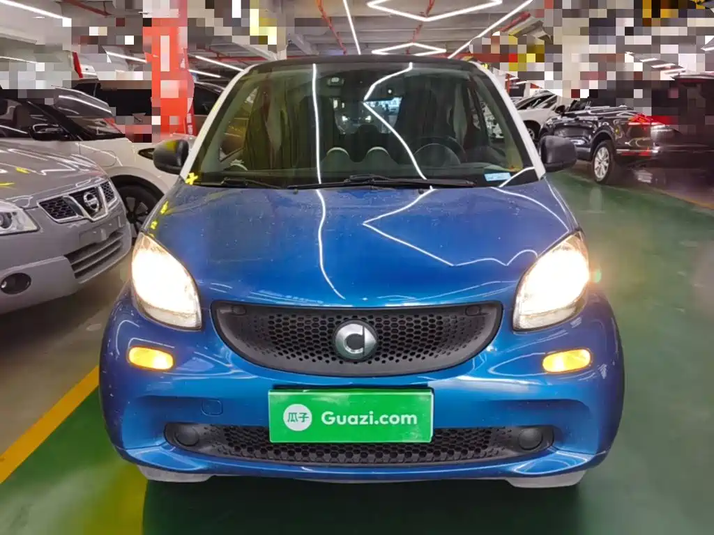 smart Smart Fortwo — миниатюра 3