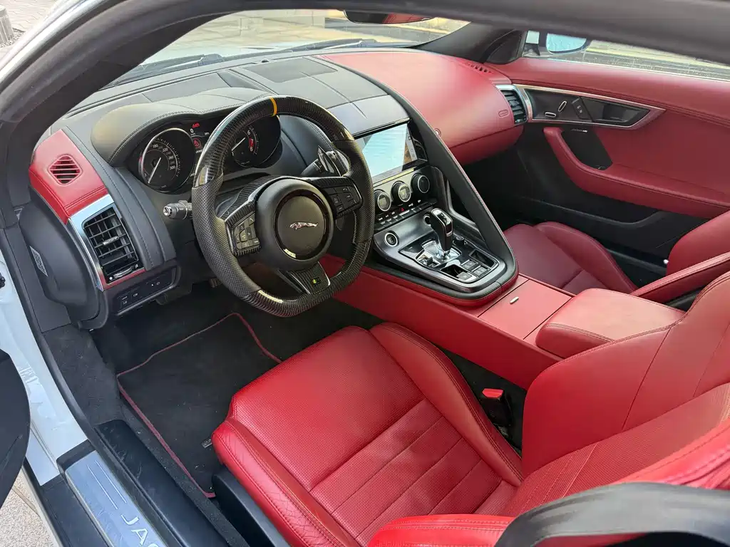 Jaguar F-TYPE — миниатюра 8
