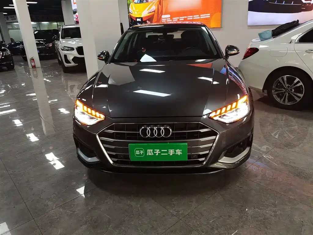 Audi A4L 2023 40 TFSI Fashion