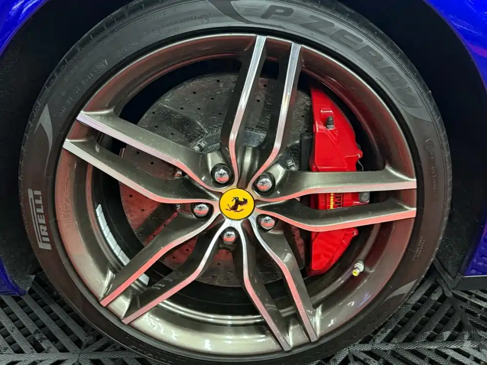 Ferrari FF — миниатюра 11