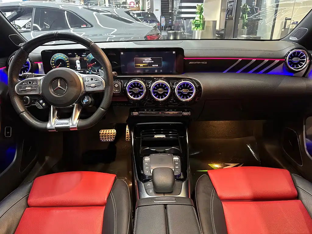 MERCEDES-BENZ CLA AMG